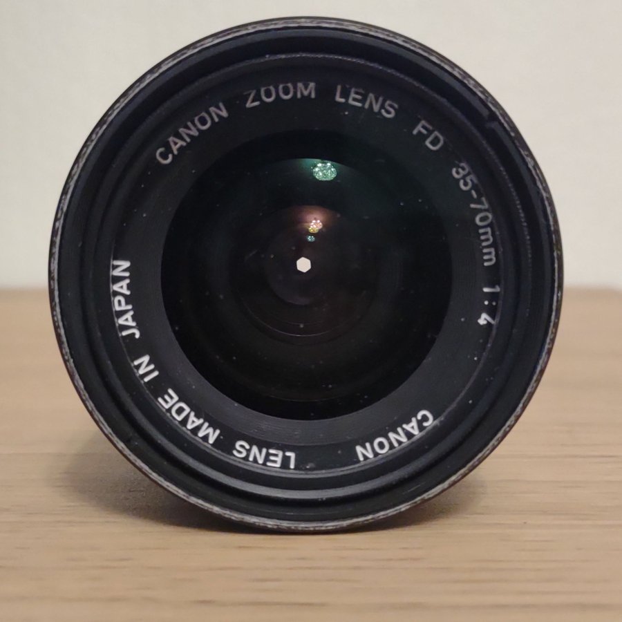 Gammal CANON ZOOM LENS FD 35-70mm 1:4