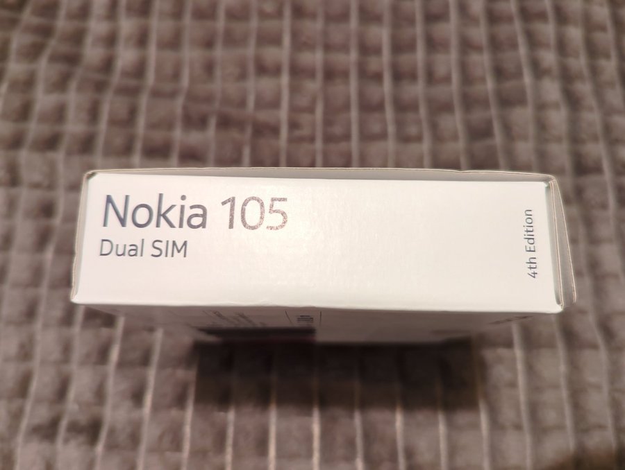 Nokia 105 dual sim telefon i bra skick komplett i kartong