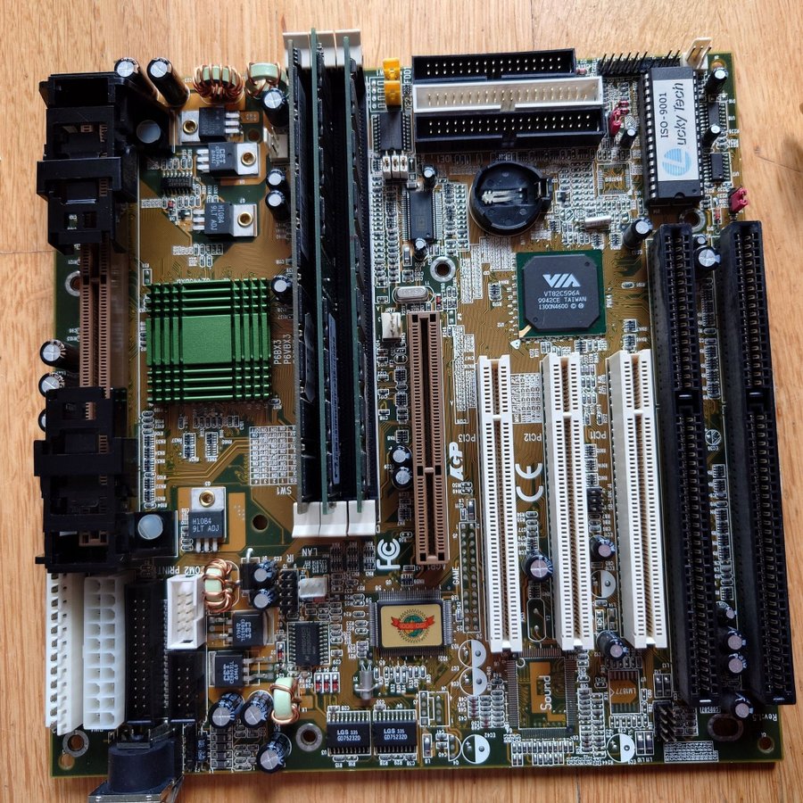 1999 P6VBX3 AT motherboard,PIII @450 MHz, 384 MB RAM