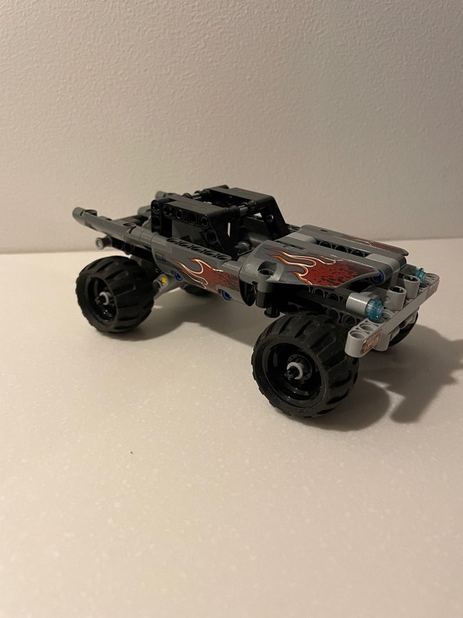 Lego Technic 42090 Getaway Truck