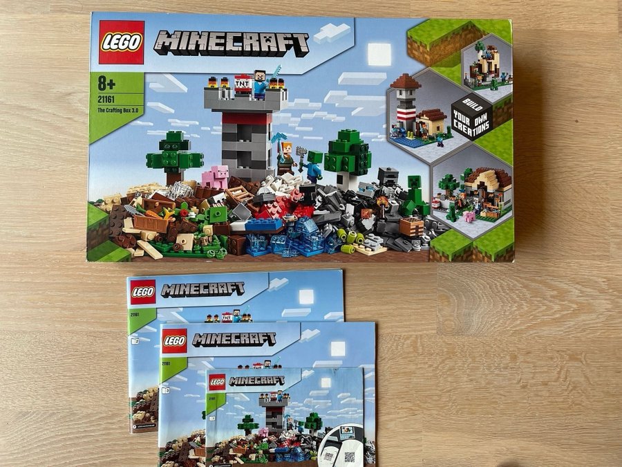 LEGO Minecraft 21161 The Crafting Box / Skaparlådan