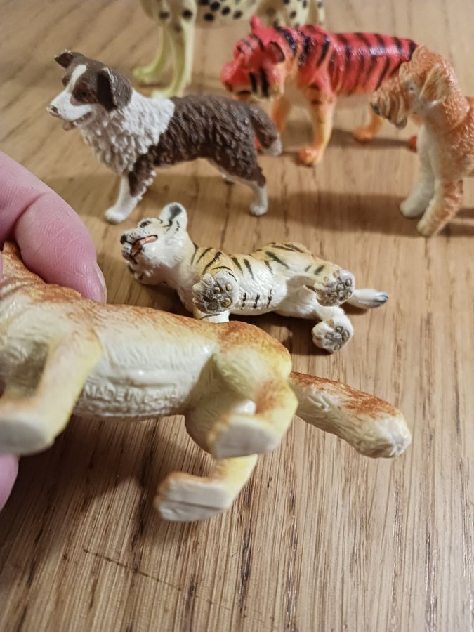 Djurfigurer - Lejon, Tiger, Hund, Gepard