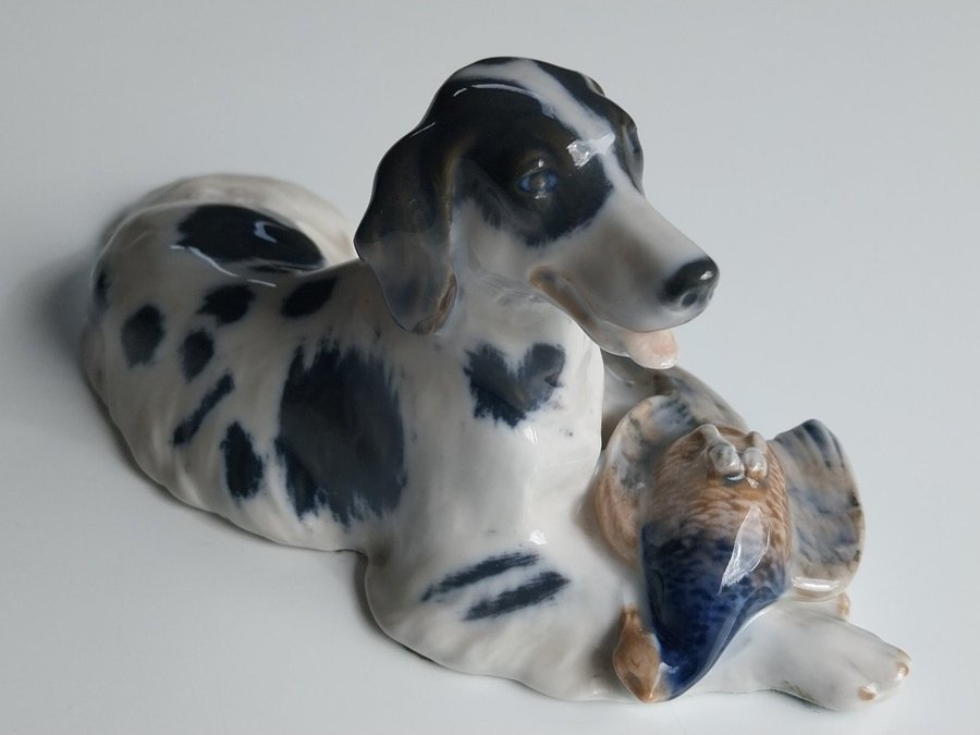 Royal Copenhagen Like-New Porslinsfigur 1533 Setter Med Fasan. Møller Hundefigur