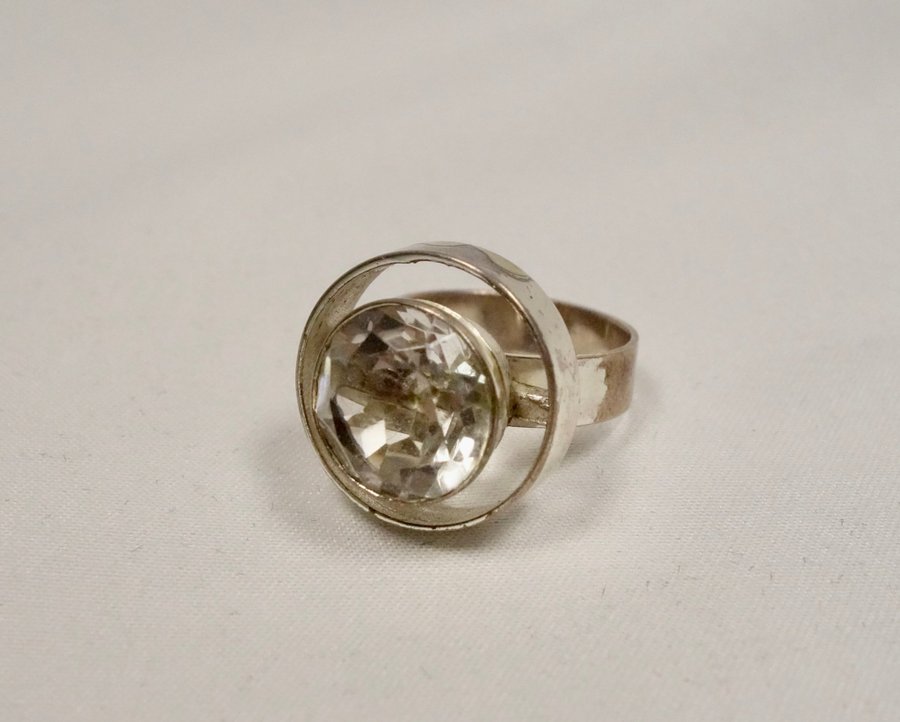 SÅ LÄCKER VINTAGE RING I SILVER MED BERGSKRISTALL | 830S NORGE DANMARK?