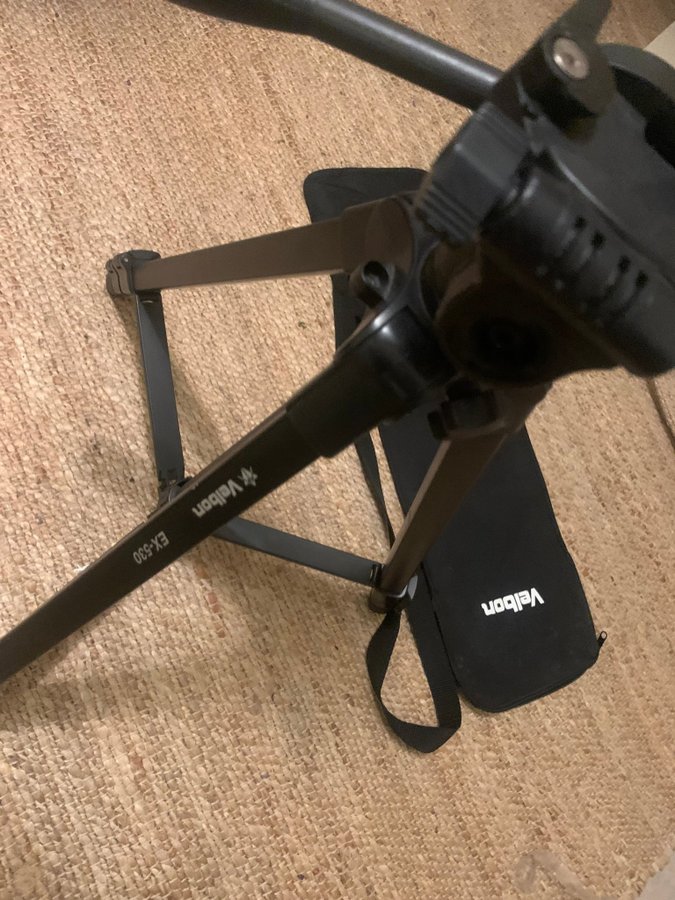 Velbon EX-530 Tripod (Ordpris 849)