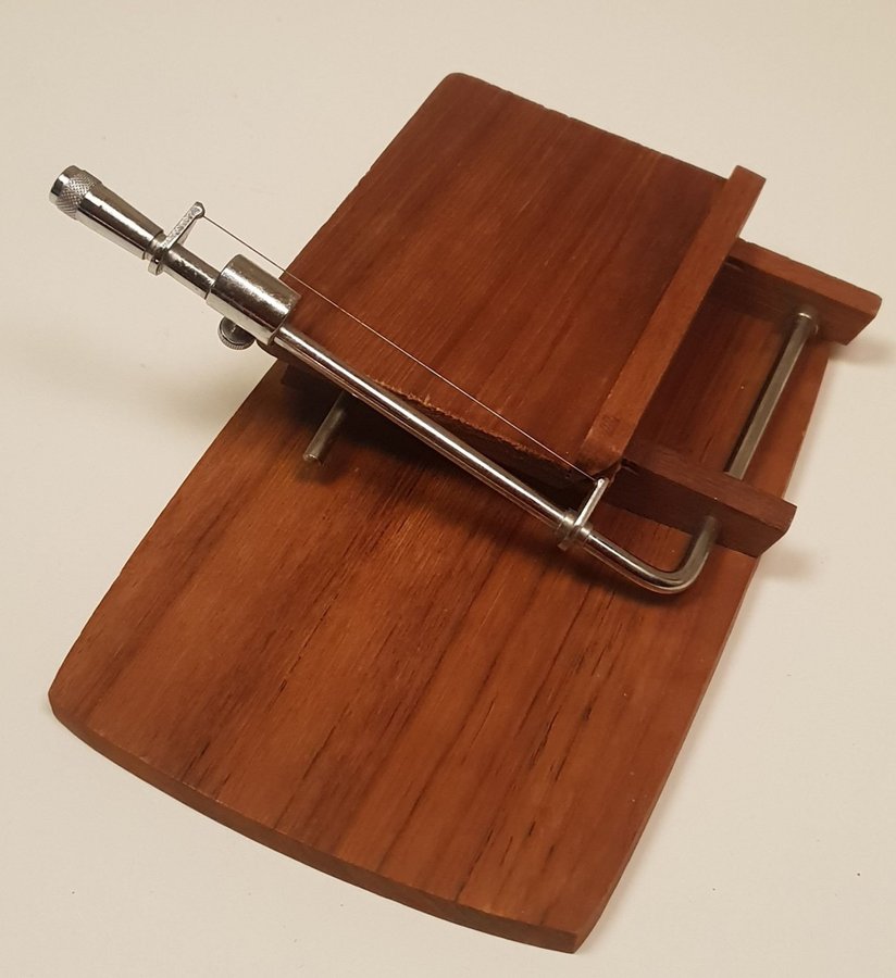 ** Retro ostskärare TEAK design osthyvel ostbricka