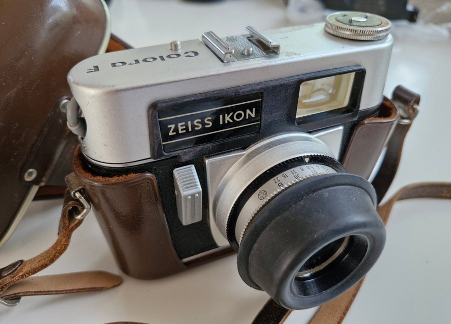 ZEISS IKON Colora F kamera