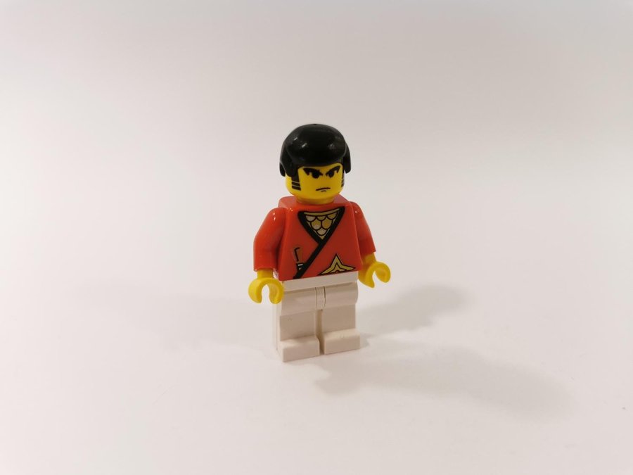 Lego - minifigur - city - äventyr - samuraj - röd