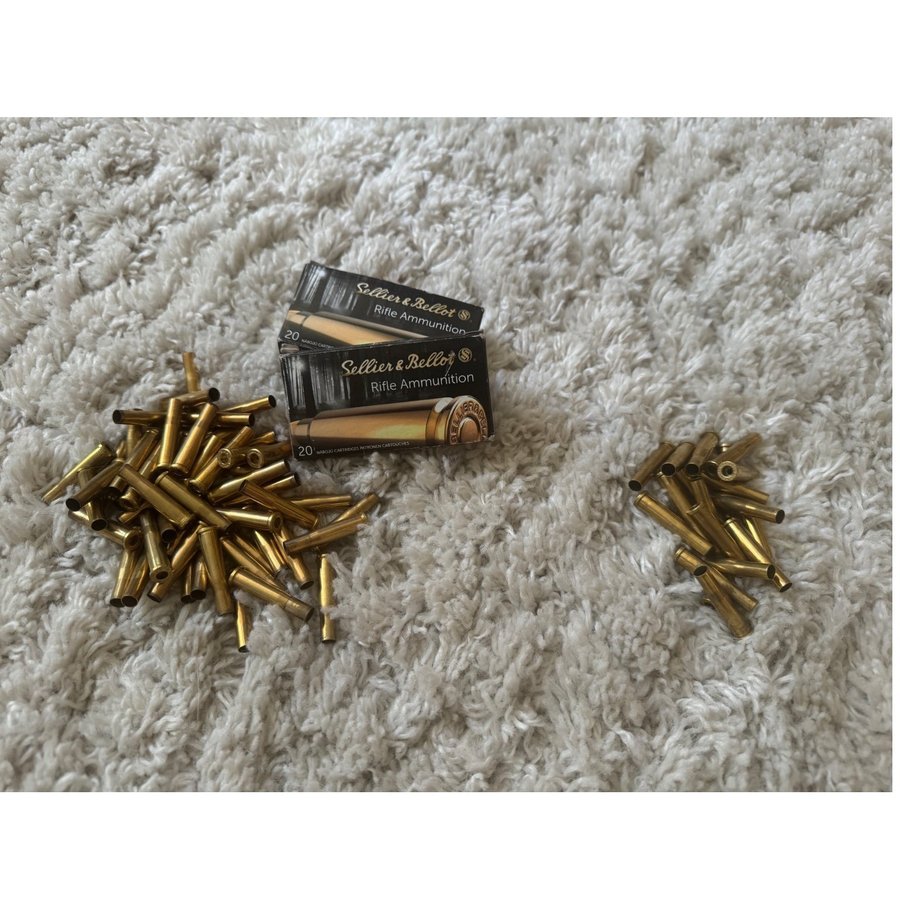 .22 Hornet hylsor, 53 Sellier  Bellot och 19 Winchester