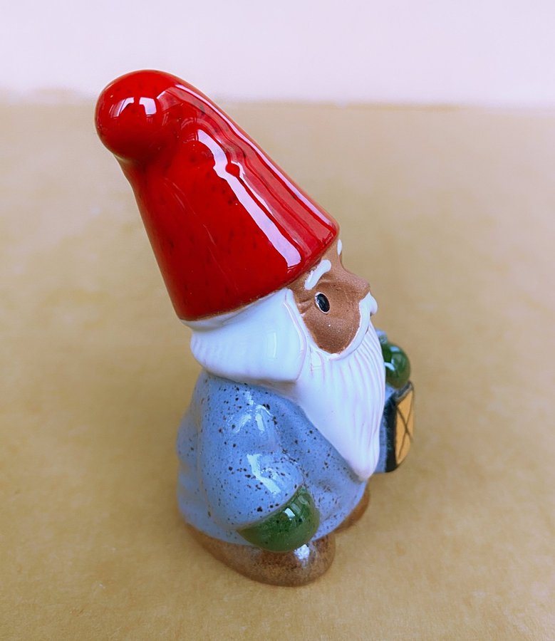 VINTAGE, TOMTE MED LANTERNA, DESIGN ROLF BERG TORSHÄLLA