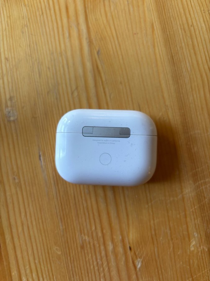 AirPods Pro A2698 2nd generation