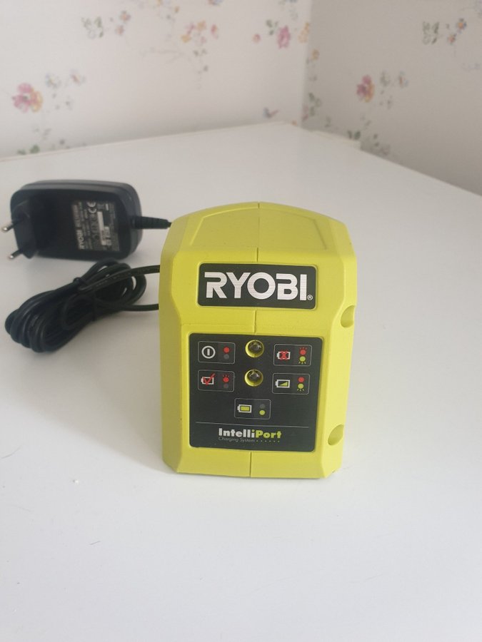 Helt ny batteriladdare, 18V,Ryobi One +, BCL14183H