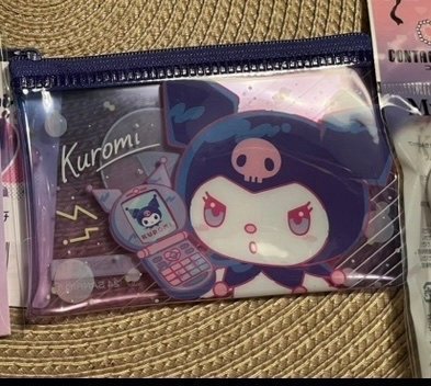 Kuromi Sanrio kortfodral mini neccessär