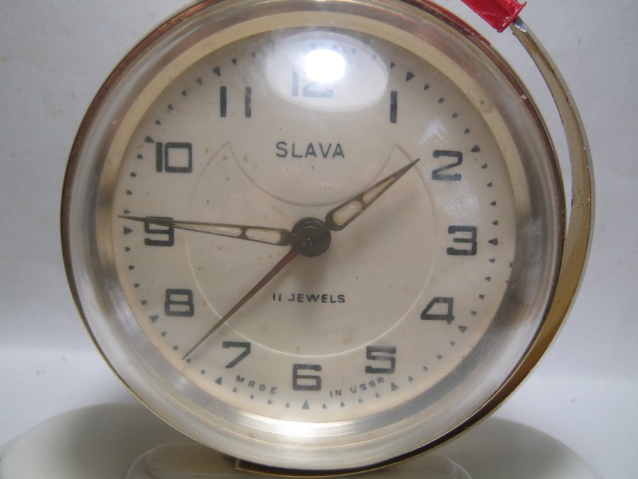 RUSSIAN ALARM CLOCK SLAVA SPUTNIK