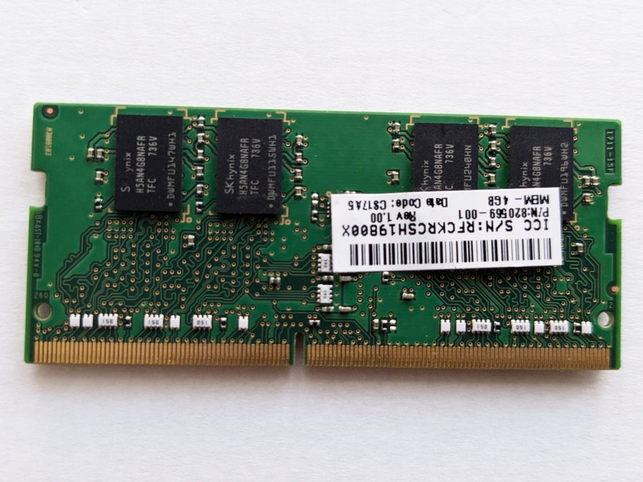 HMA451S6AFR8N-TF - SK Hynix 1x 4GB DDR4-2133 - (R.11)