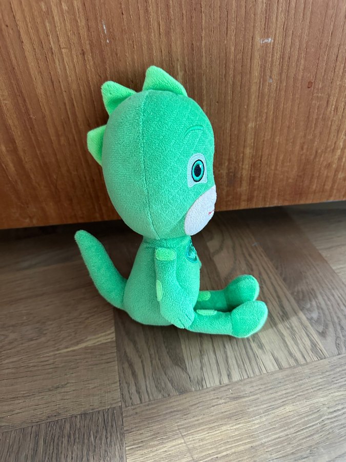 Pyjamashjältarna - PJ Masks - Gekko Gosedjur, storlek 24 cm