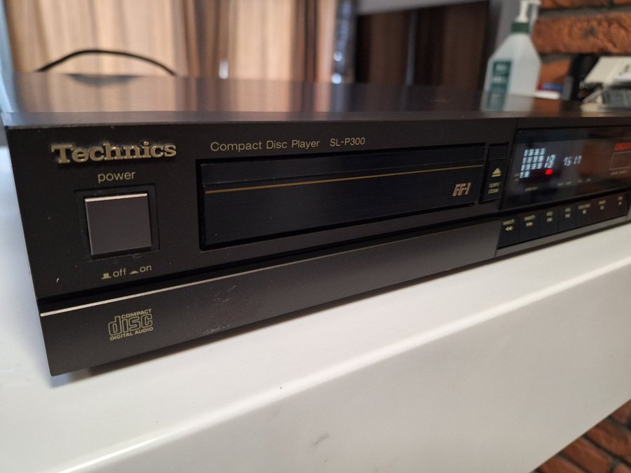 Technics CD-spelare SL-P300