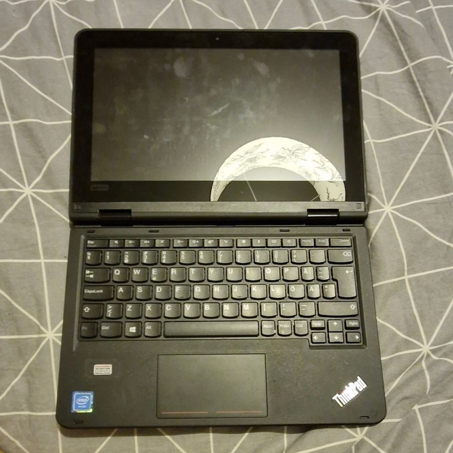 Lenovo ThinkPad Yoga 11e