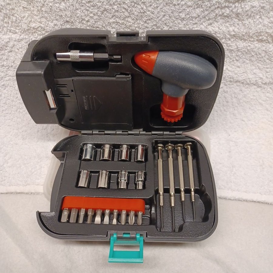 Flash Light Tool Box