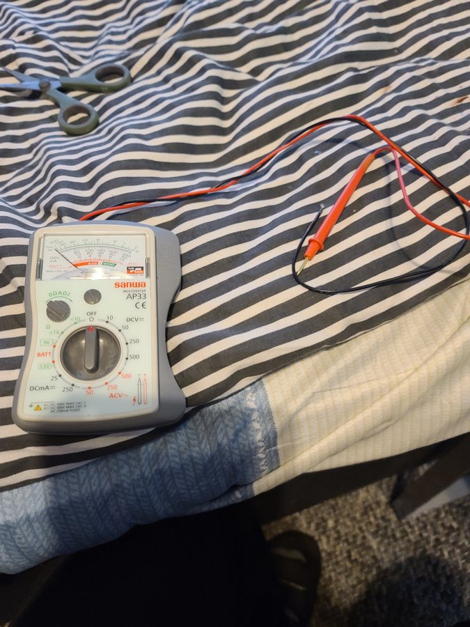 Sänua AP33 Multimeter