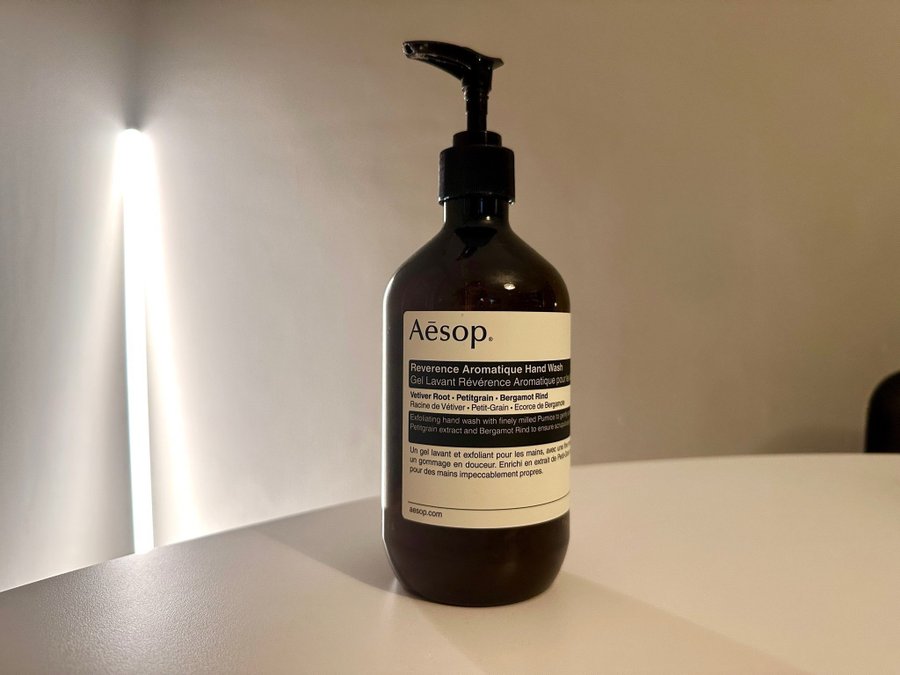 Aesop handtvålspump för dekoration