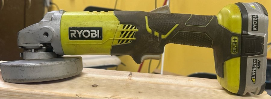 Ryobi ONE+ 18V Vinkelslip med 1.4ah batteri