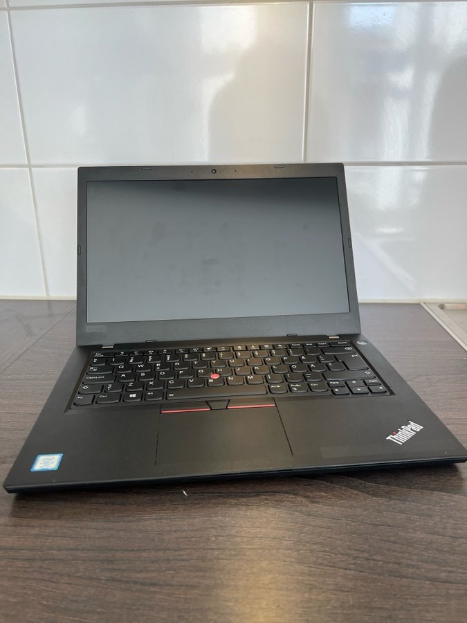 LENOVO L490 LAPTOP! 8gb ram/256gb ssd m2 minne!