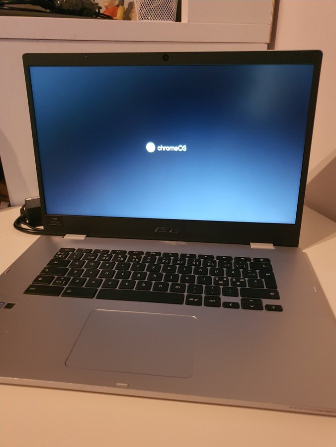 ASUS Chromebook