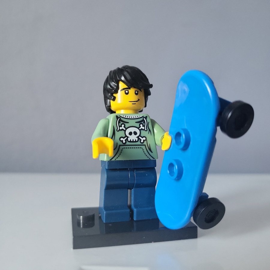 Lego Cmf Series 1 Skateboard Kille Skatare figur minifigur gubbe Komplett