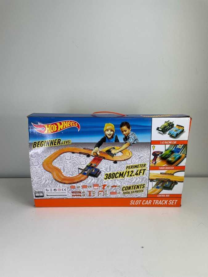 Hot Wheels Slot Car Track Set