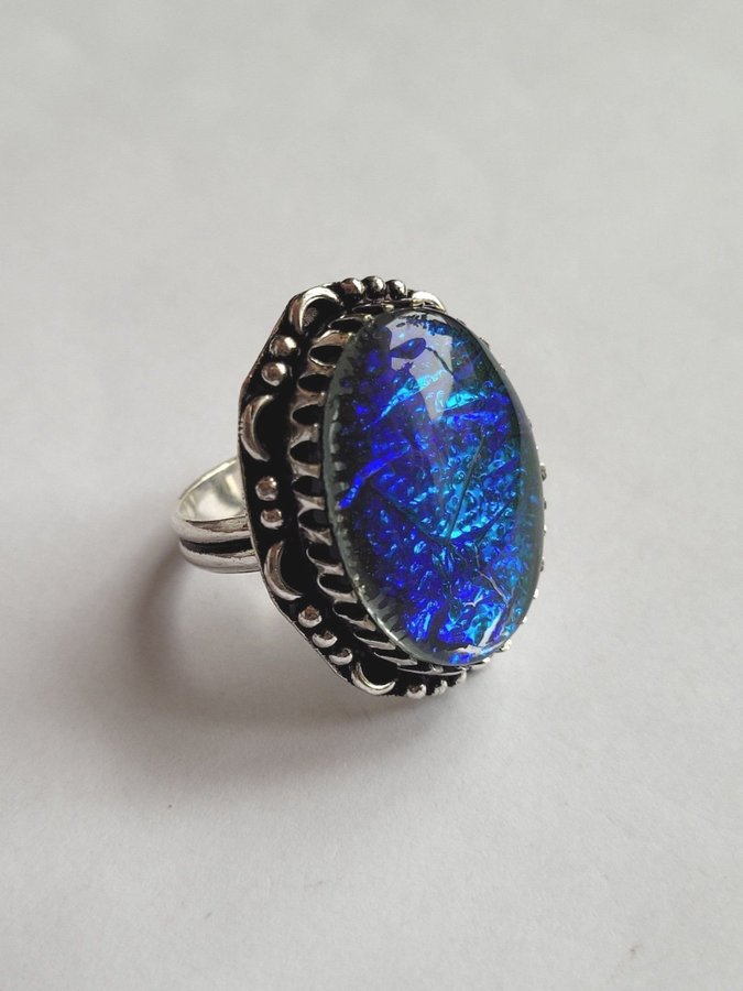 Triplett Opal från Australien, ring stl. 18