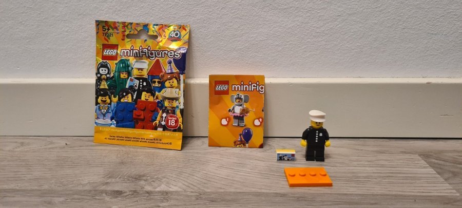 Lego col18-8 1978 minifigur Classic Police Officer, Series 18