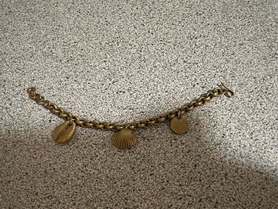 Brass bracelet