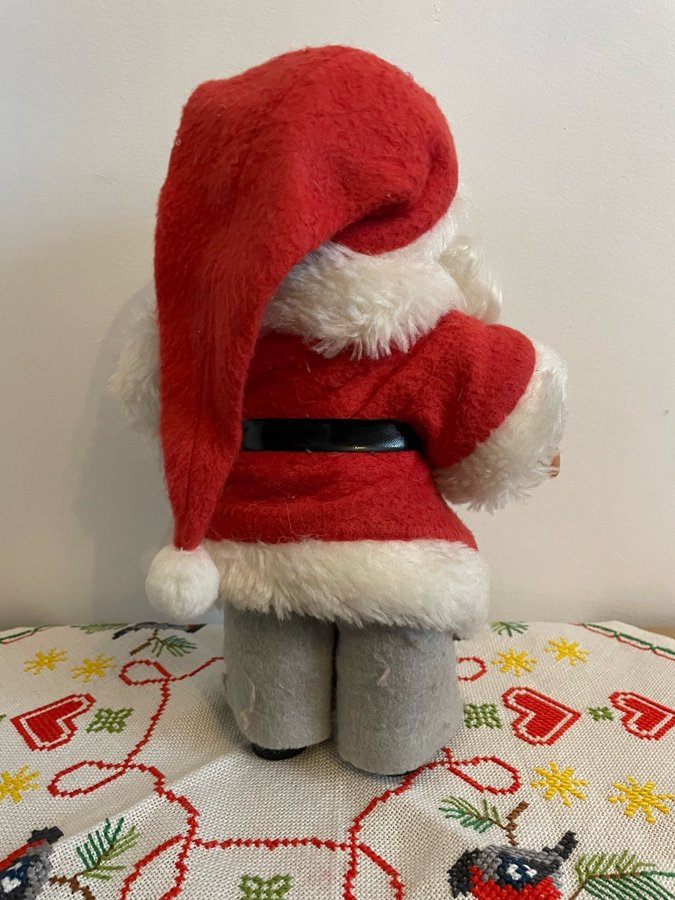 Glad tomte söker nytt hem! Jultomte, jul, tomtefar