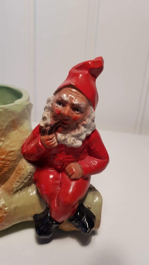 Tomte oC stubbe kruka keramik antik tidigt 1900-talet