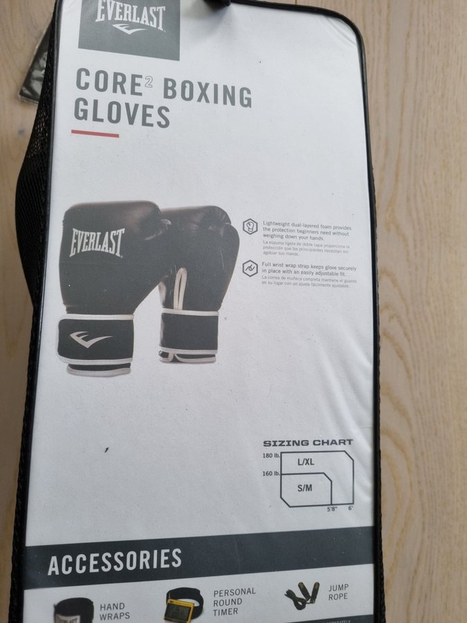 Nästan nya Everlast Boxningshandskar Core2