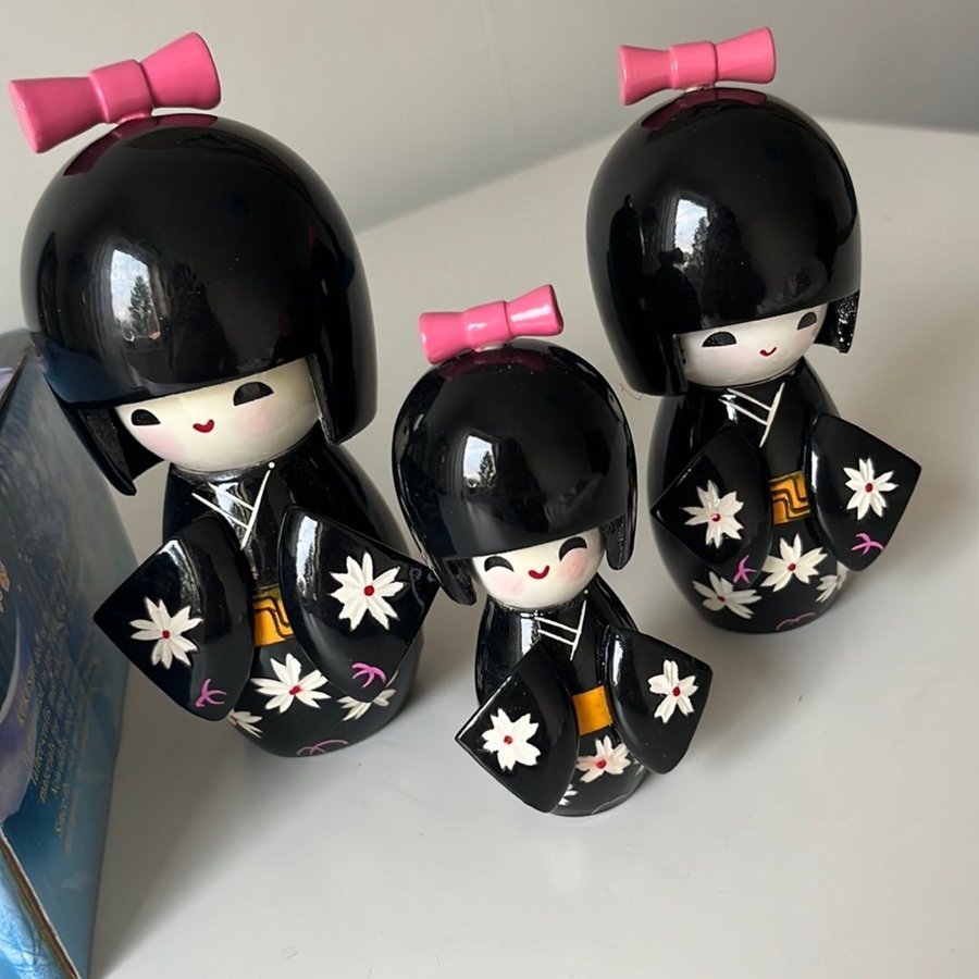 Japanska Kokeshi dockor