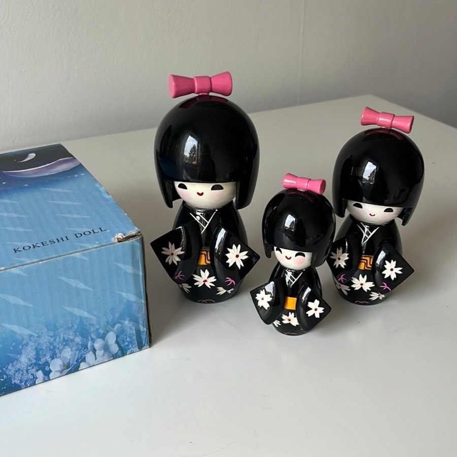 Japanska Kokeshi dockor