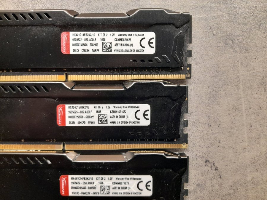 8st. ddr4 minne 8GB/ST.