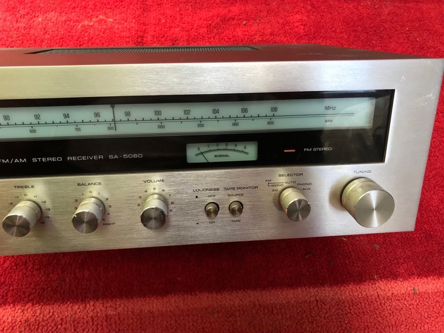 Technics SA-5080 FM/AM Stereo Receiver fungerar perfekt