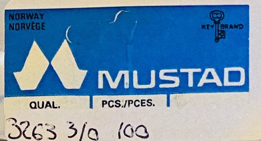 MUSTAD stl 3/0 Qual 3263 100st kvalitetskrokar (brons) i påse !