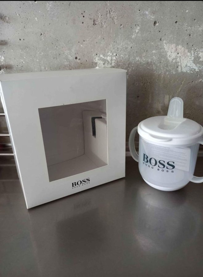 Hugo Boss pipmugg. Helt ny i kartong. Nypris 400kr