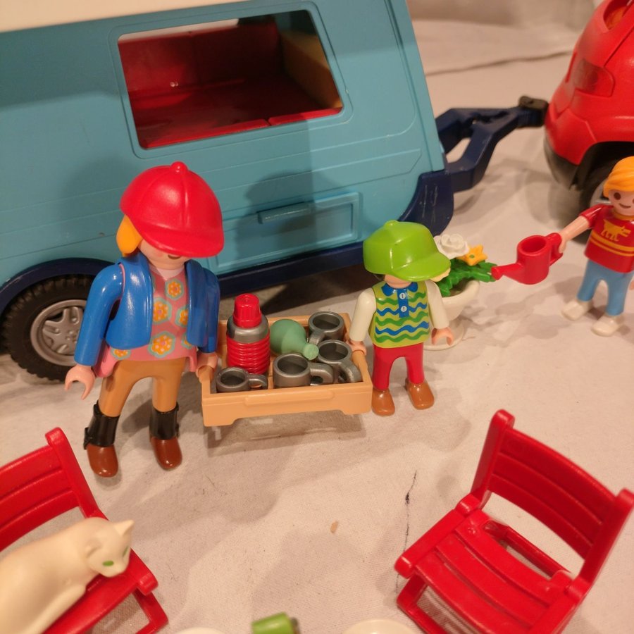 Playmobil Campingbil med husvagn