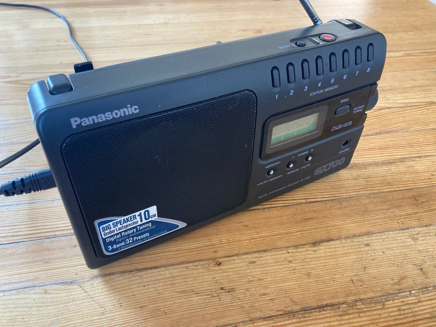 Panasonic GX700 RF-3700 radio