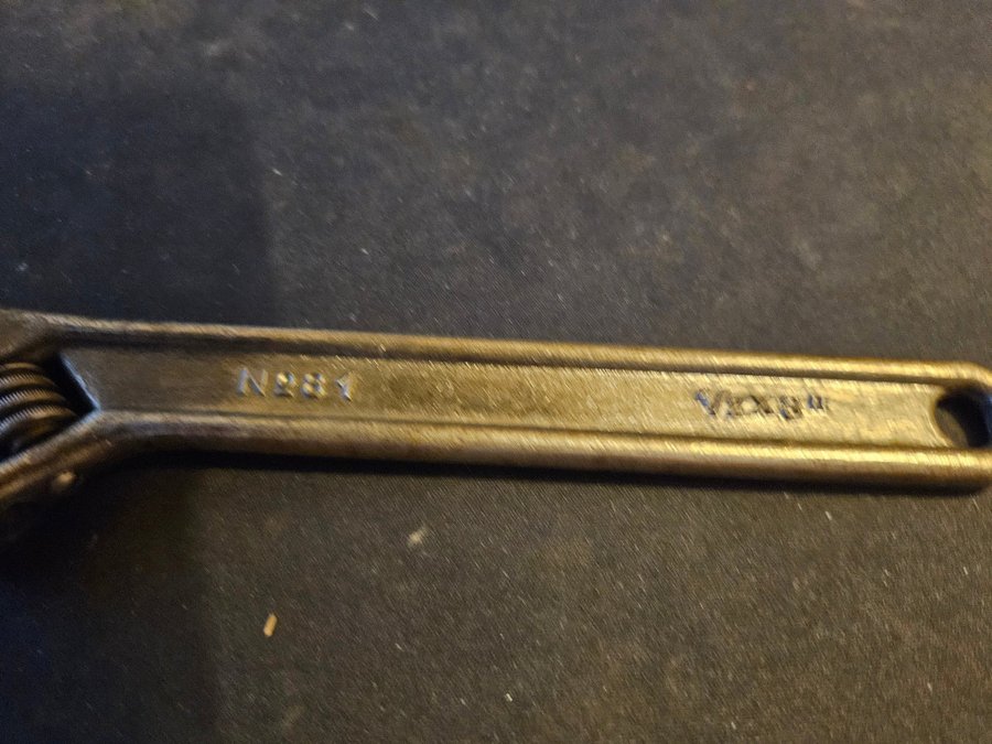 Vintage 8" No 81 Justerbar Nøgle ½x8"