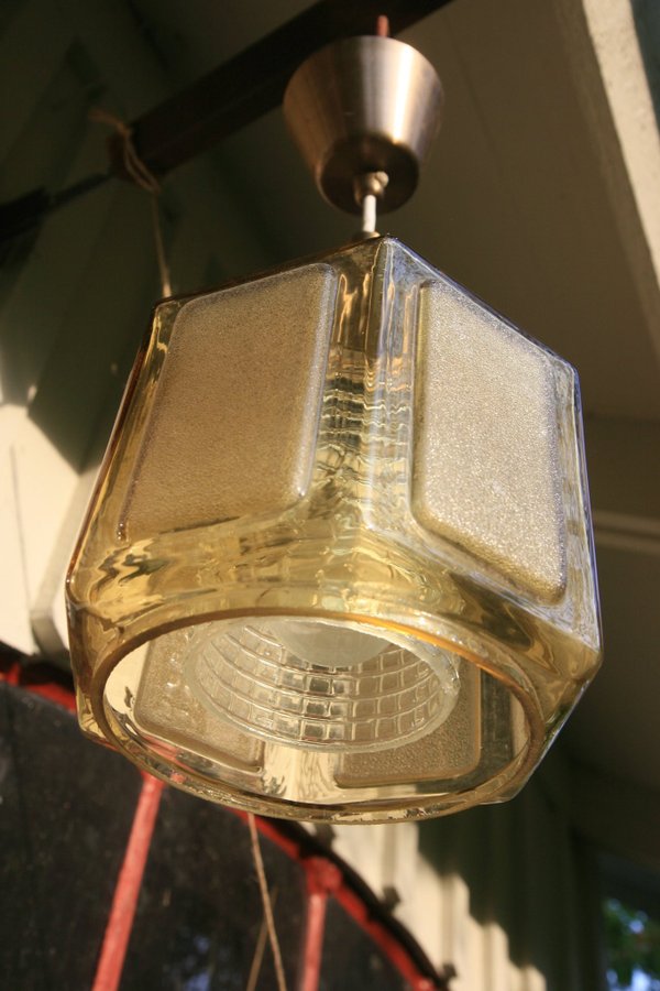 Vintage, tidstypisk taklampa i glas, 60-/70-tal