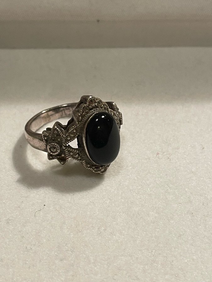 Ring 925 Silver med onyx infattning