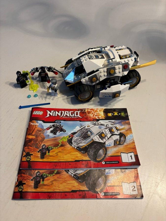 LEGO Ninjago Titanium Ninja Tumbler 70588