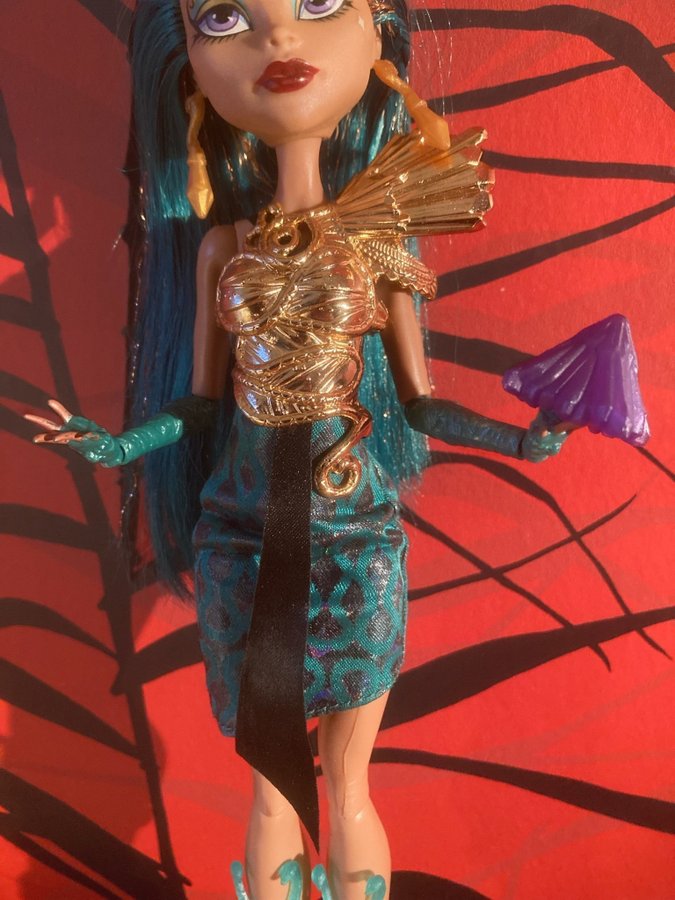 Monster High Nefera De Nile Doll