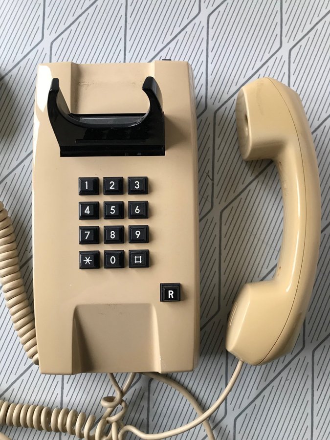 Telefon Väggmonterad